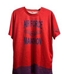 U.S. Air Force 2018 Marathon Running Red Short-Sleeved Size M T-Shirt