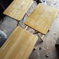 TV tables 