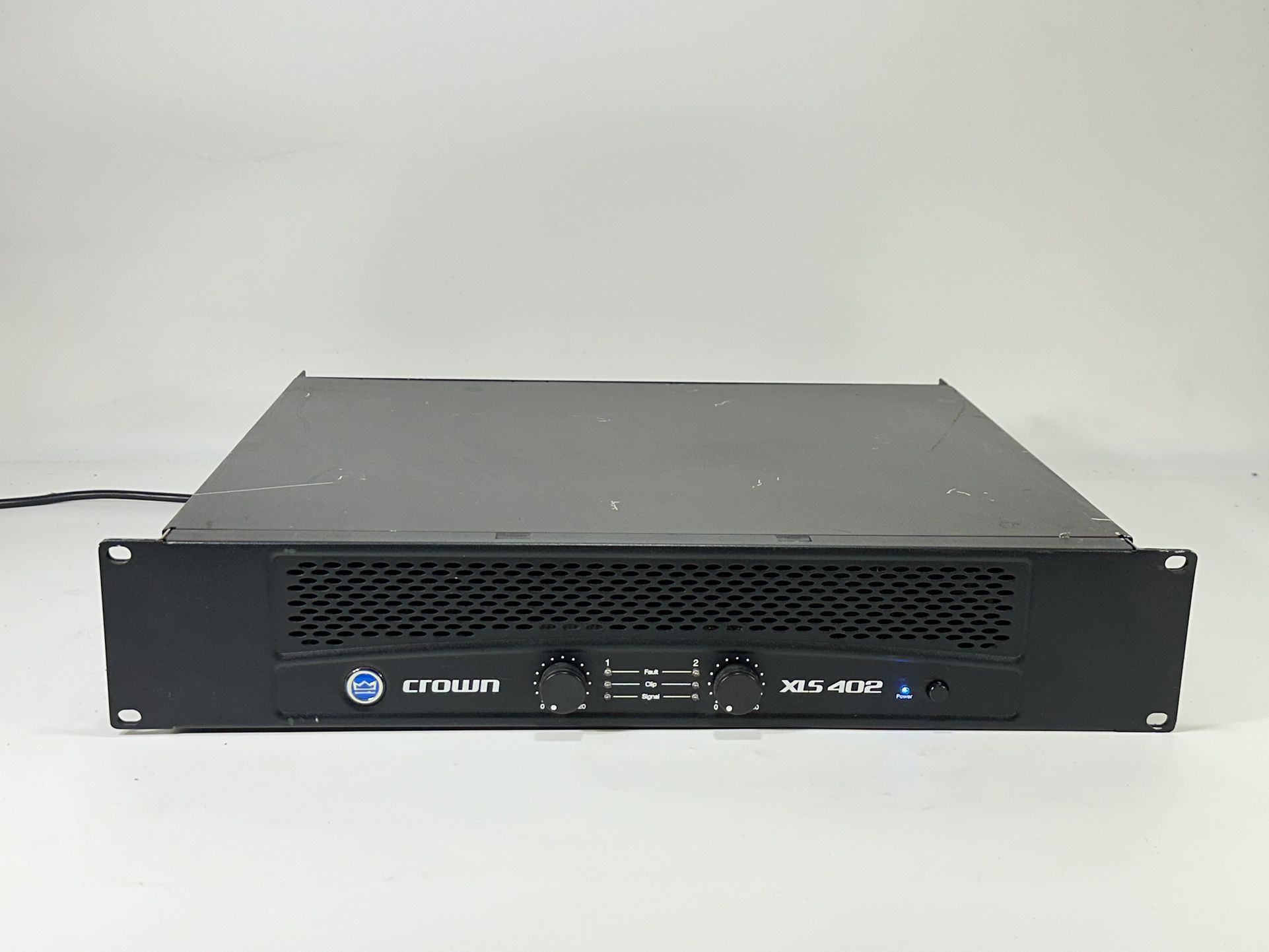 Crown XLS-402 ~ 2-Channel Power Amplifier ~ 300 WPC at 8 Ohms ~ Rackmountable