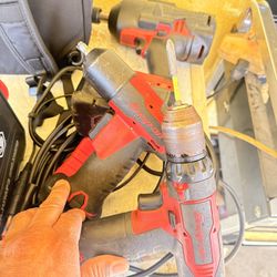 Snap on drills and battery /charger