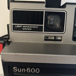 Polaroid Sun 600