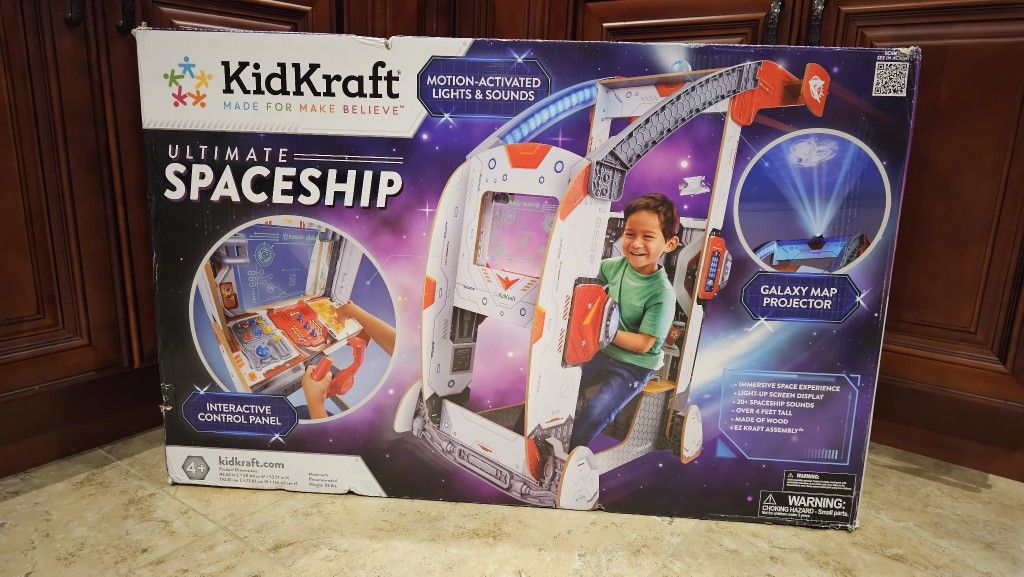 KidKraft Ultimate Spaceship Wooden Pretend Play Set with Lights Sounds and Space Projector