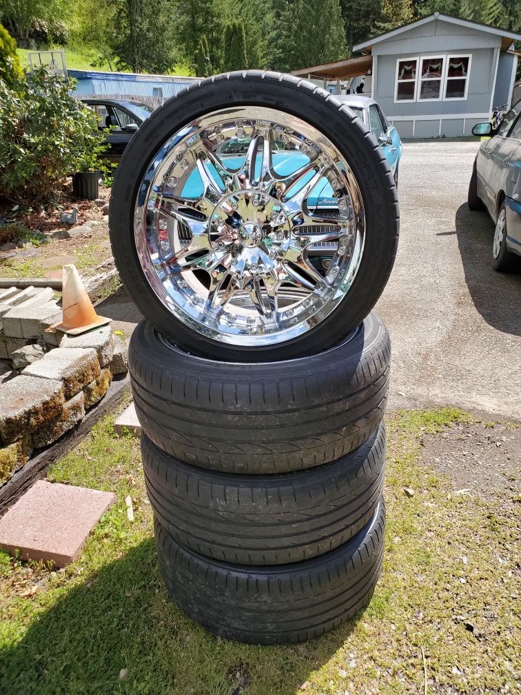 Milanni 18Inch Rims and Low pro Tires. 5 lug universal.. Fits any standard 5 lug bolt pattern.
