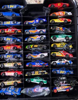 Massive NASCAR Die-Cast Car Collection Lot w/ Display Carrying Case – 30+ Car