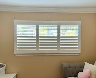 Custom Plantation Shutters for all types of windows, sliding doors, and closets. Persianas de Madera. BEST PRICES. Install Included. 951-573-2560