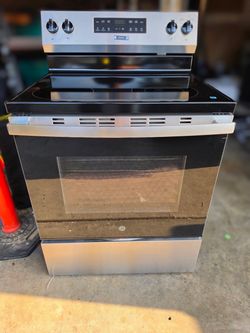 GE energy star 30” Electric stove