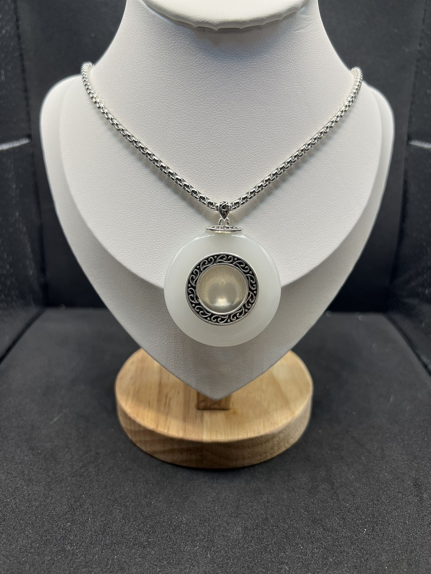 Big Round White Jade Silver Chain Necklace