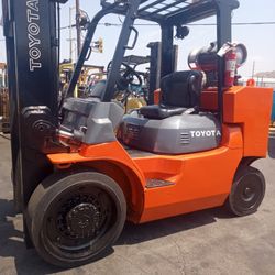 Toyota Forklift 7FGCU55-BCS 12,000 LBS Forklift 