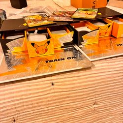 Pokémon Mystery Bundles in 25th Celebrations Box!