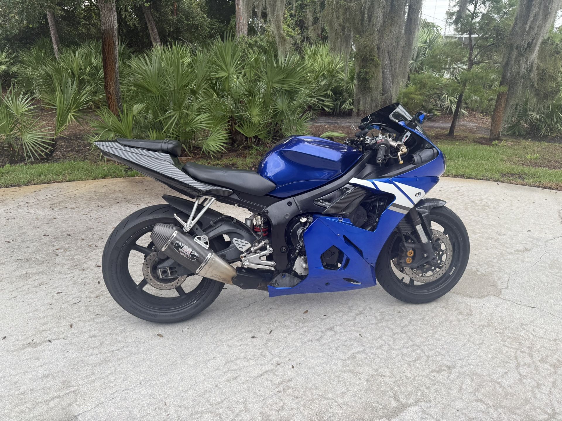 Yamaha R6