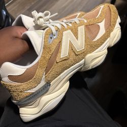 New Balance 9060 Sz 13