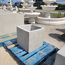 Concrete  Planters 