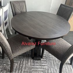 Round Dining Table Set
