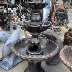 5ft Concrete Water Fountain $320 —now 260.00 Limited Time 