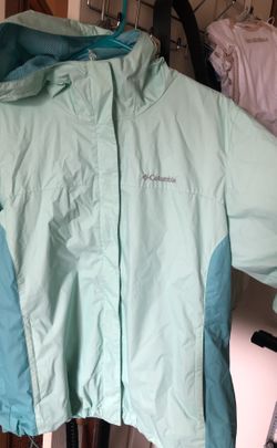 Women’s xl Columbia jacket gently used rain jacket