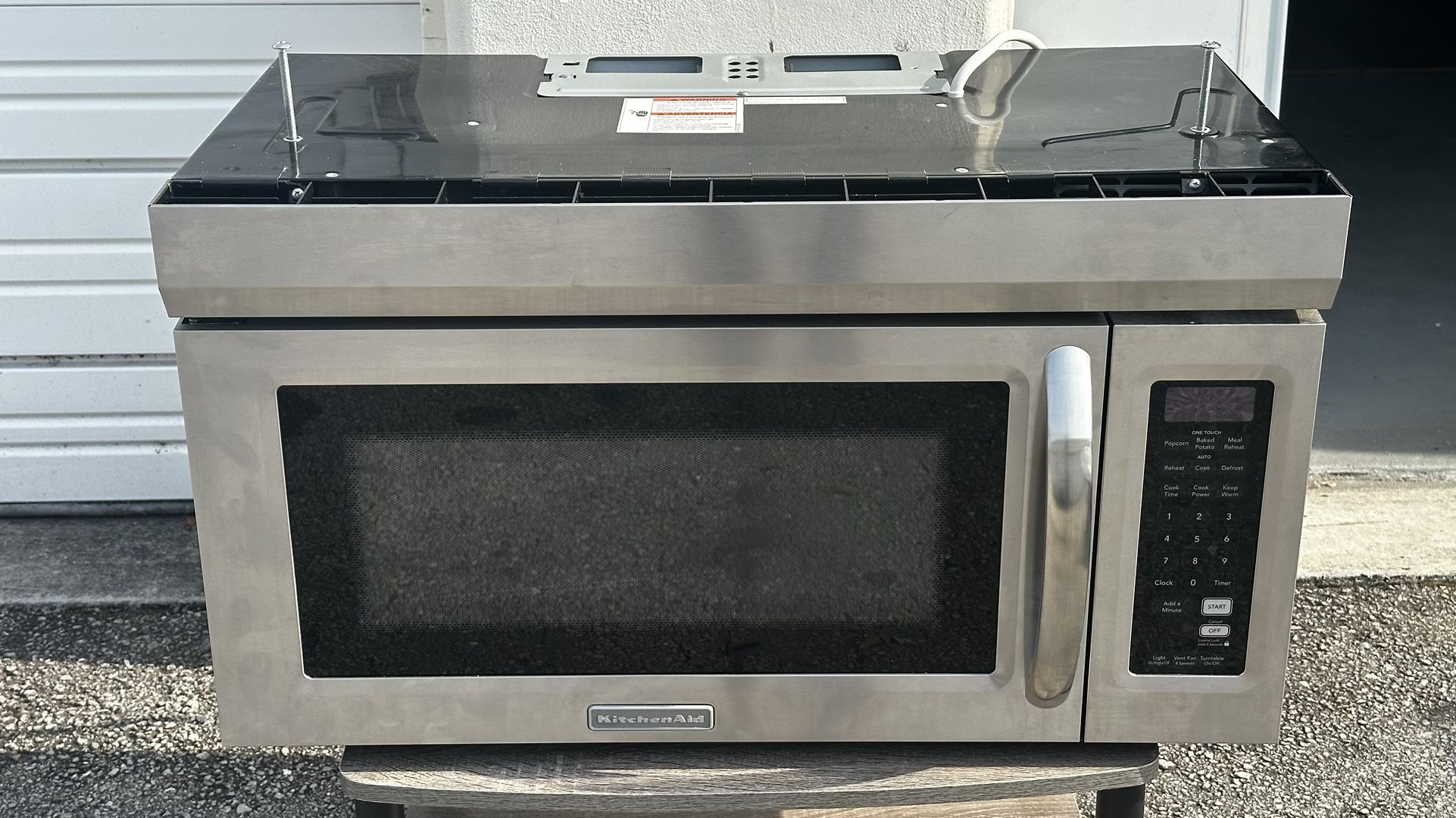 KITCHENAID MICROWAVE 30" 1000-Watt - delivery is negotiable