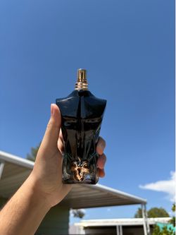 PARFUMS
