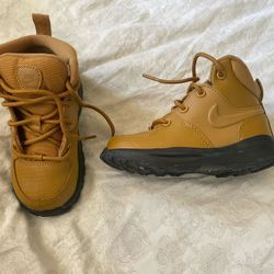 8c Nike Toddler Shoes 