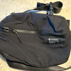 Lululemon Fanny Pack