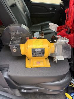 Wet and dry grinder