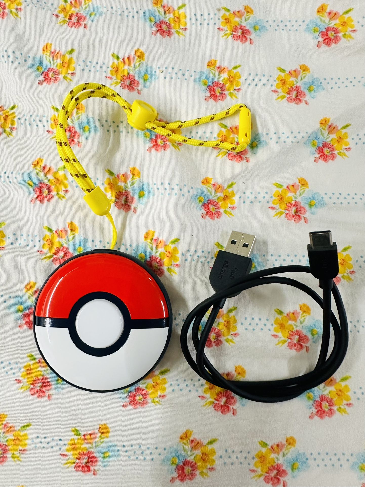 Nintendo Pokemon Go Plus ( Used Very New )