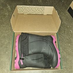 Kids Size 1 Snow Boots