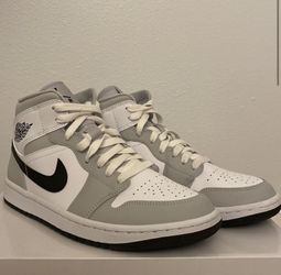 light smoke grey jordan 1 mid W