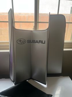 Subaru sunshade with cover