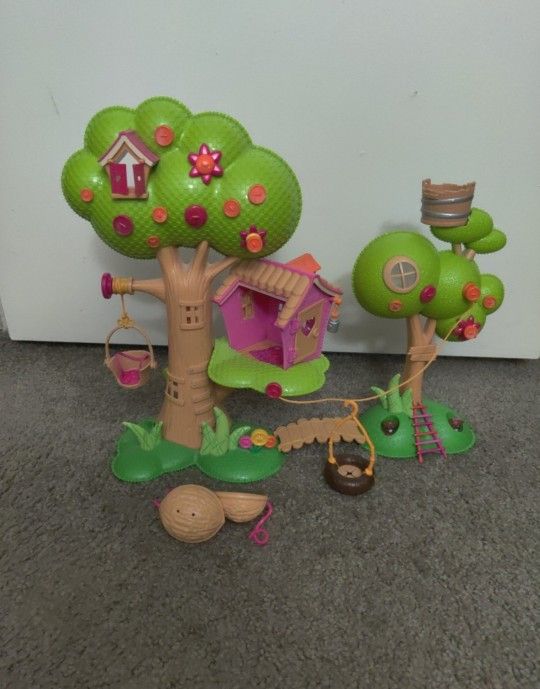 Lalaloopsy Treehouse Playset