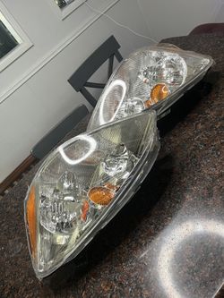 Headlights For 2002-2005 Nissan Altima