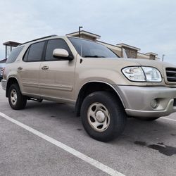 2004 Toyota Sequoia