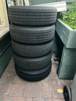 Jeep Rims. Wheels And Tires All 5 With Tpm s Sensors And Lug Nuts About 10k On 4 Spare Is New 5x5 Lug 5x127 make offer