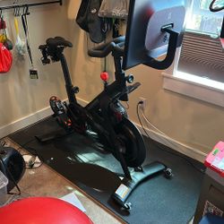 Peleton Bike 4 Sale