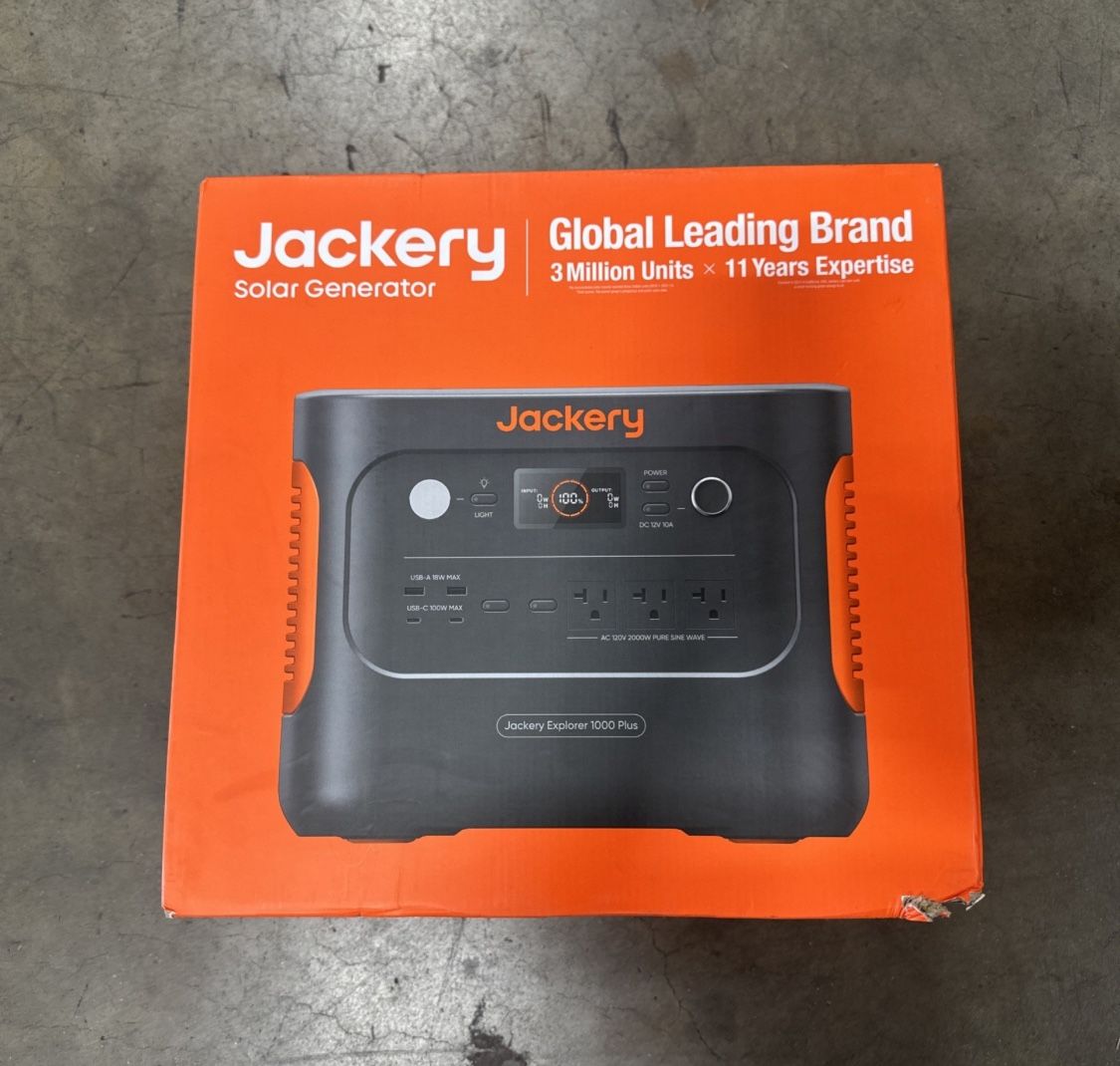 Jackery Power Station Explorer 2000-Watt 1000 Plus Push Button for Outdoors-NIB