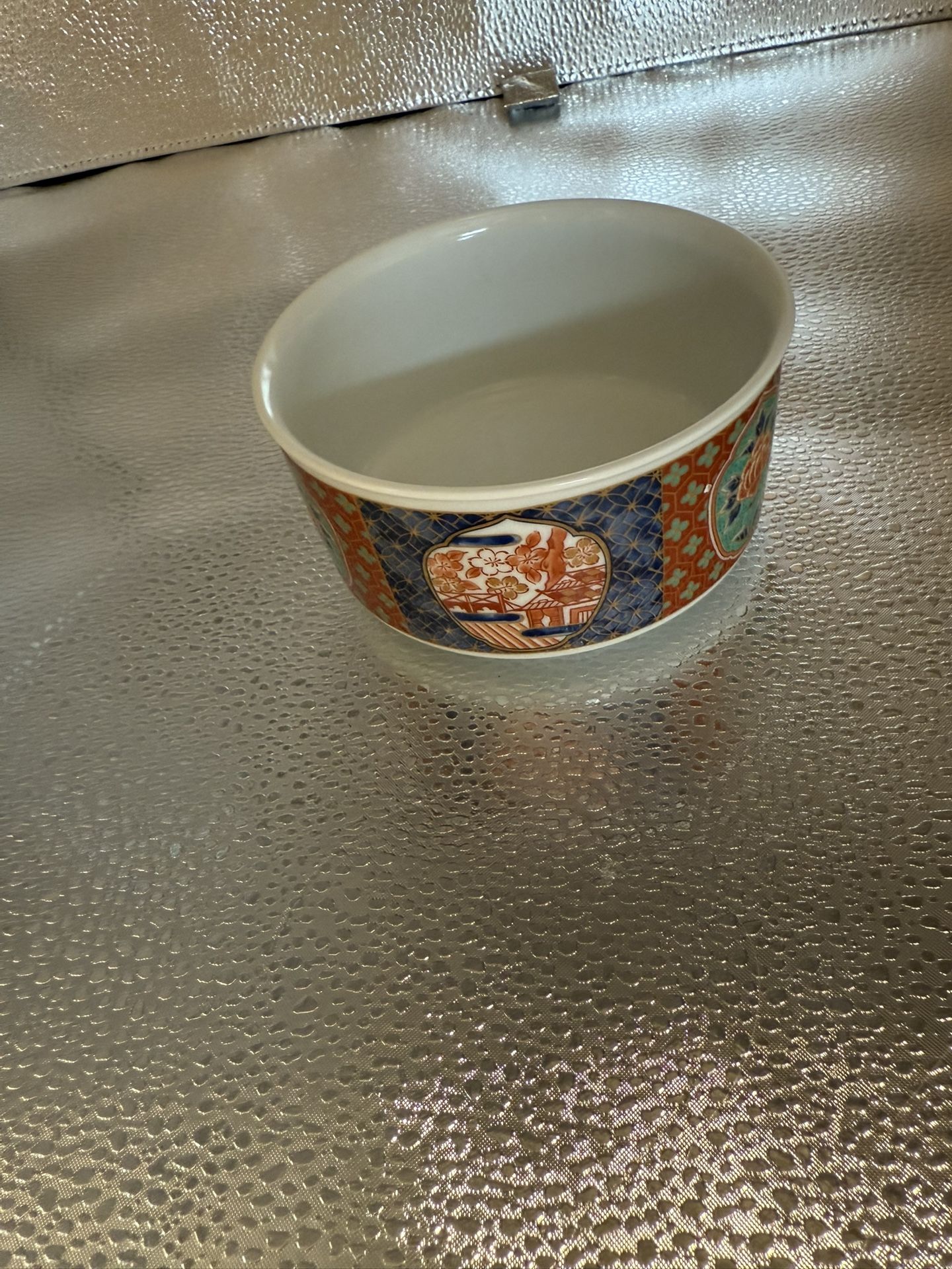 Ceramic Beautiful Bowl With Vibrant Colors