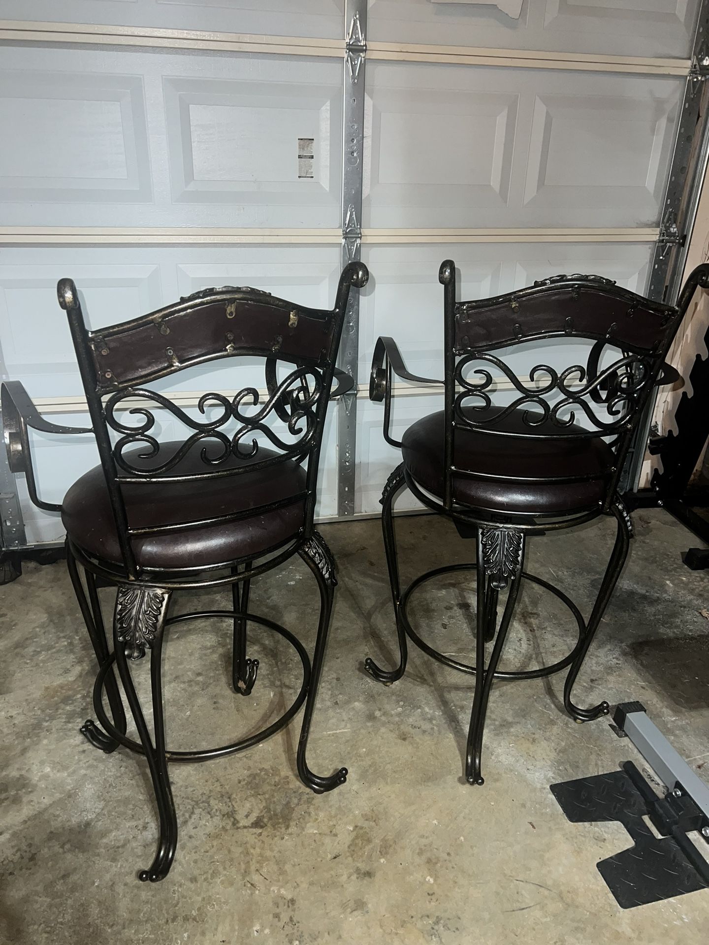 Bar Stool Set