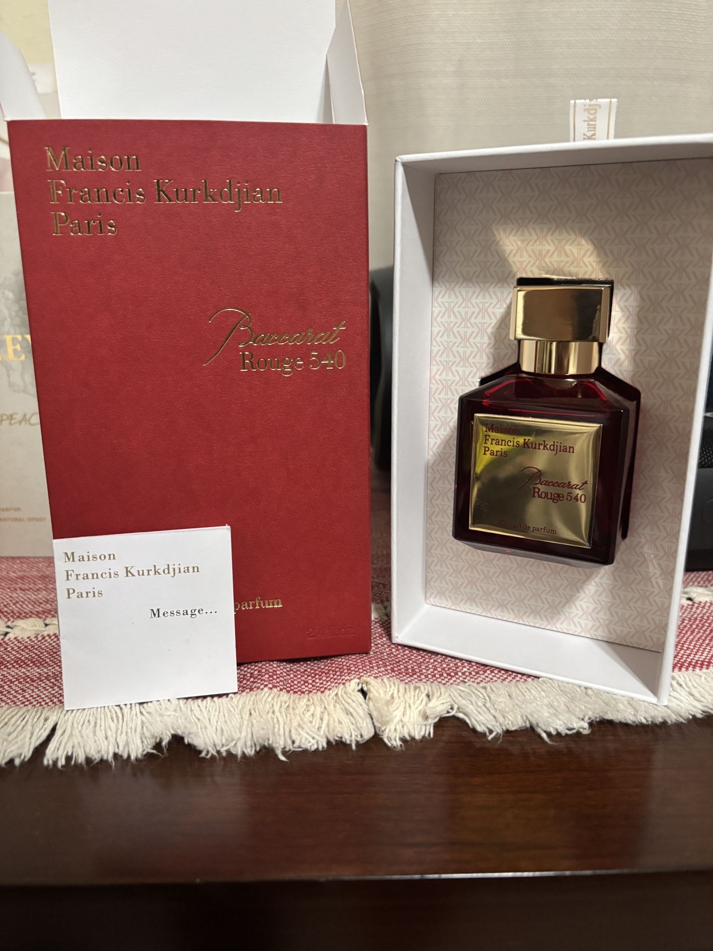 Baccarat Rouge 540 unisex perfume/cologne