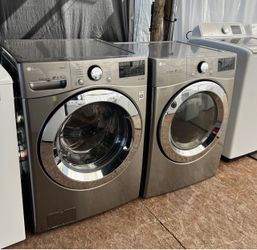 LG front load washer & dryer set : todo le funciona perfecto