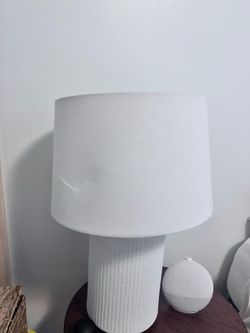 Target lamp