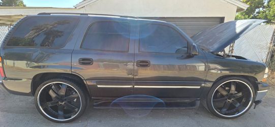04 Chevy Tahoe