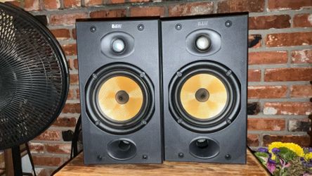 BOWERS & WILKINS B&W DM-601 S2 Bookshelf Speakers P.