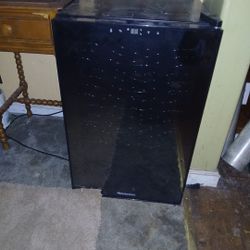 Wine Refrigerator 