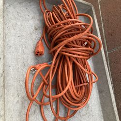 Extensión Cord 100 Ft,