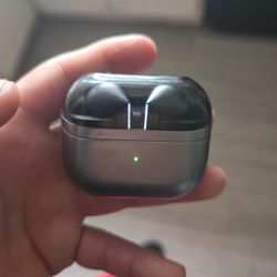Samsung pro earbuds used but work perfec