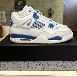 Air Jordan 4 Retro Military Blue 