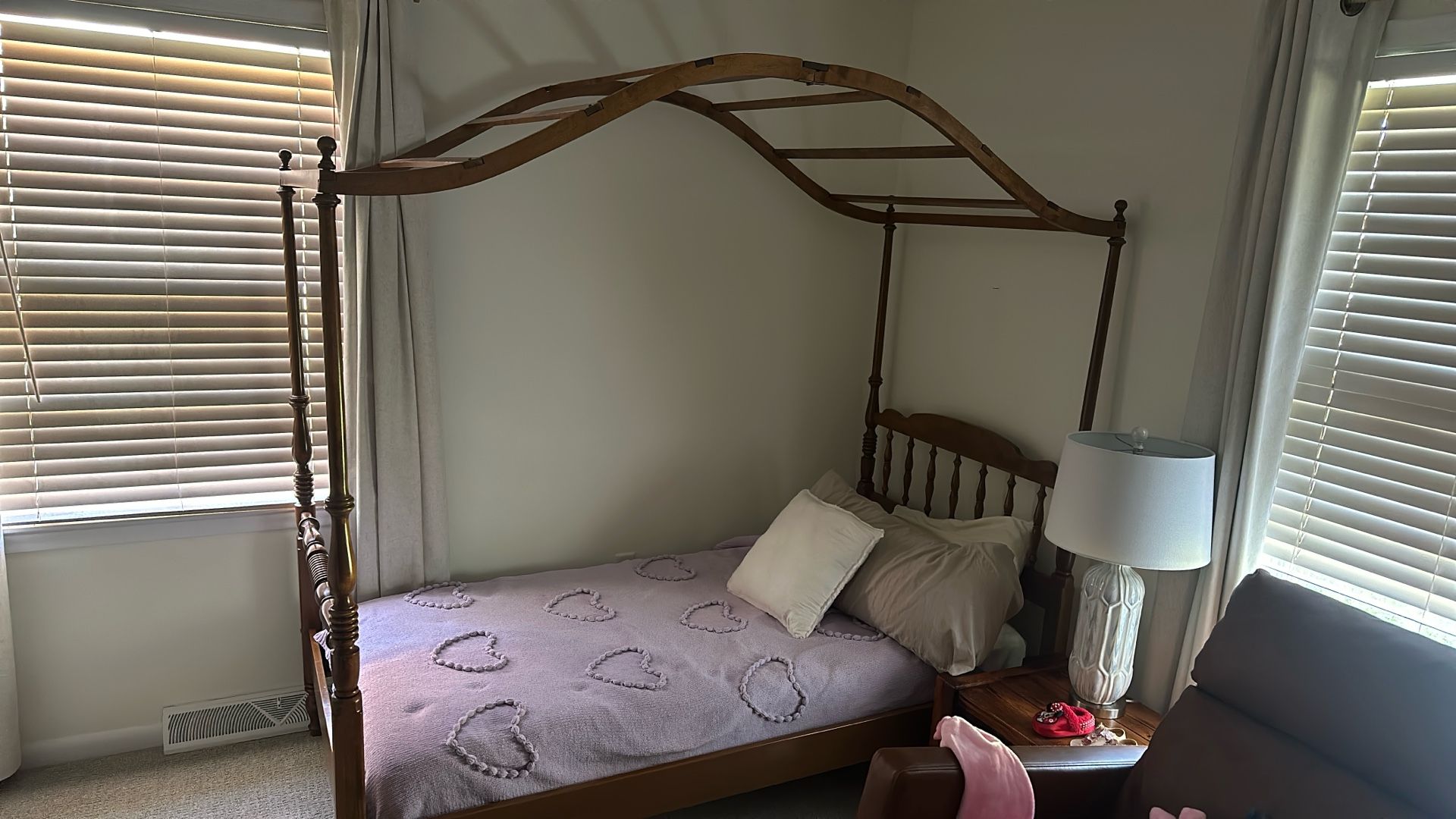 Twin Bed