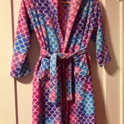 Girl Robe