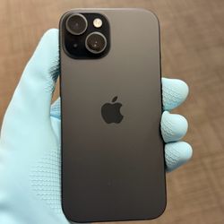 iPhone 15 'Black' · AT&T - 128GB