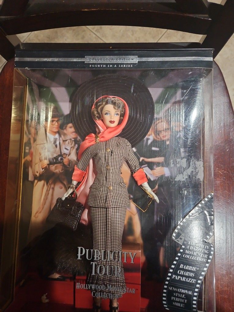 BARBIE PUBLICITY TOUR..Christmas Special