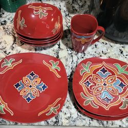 Medallion dish set